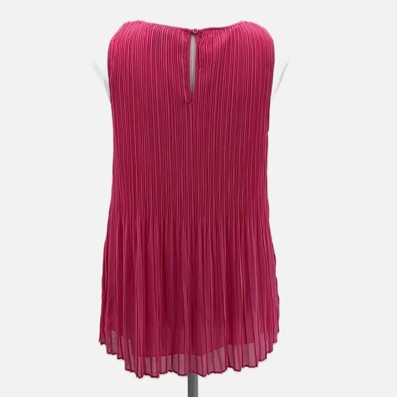 Halogen Pleated Sleeveless Swing Top in Barbie Pink - Size Small - Picture 4 of 8